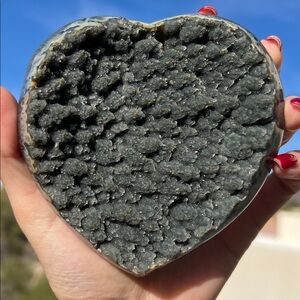 Druzy Heart-Shaped Amethyst 💜🌈 HSA09